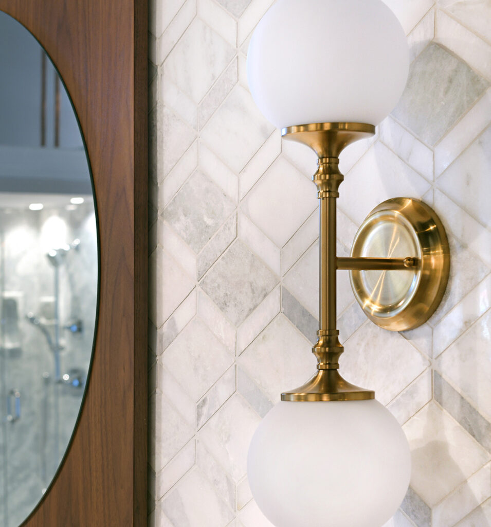 Moen Sconce single
