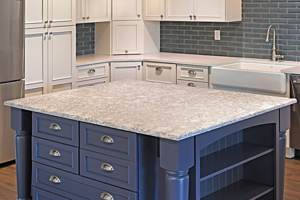 STARMARK KITCHEN CABINETRY