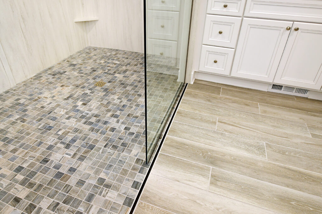 ZERO THRESHOLD SHOWER
